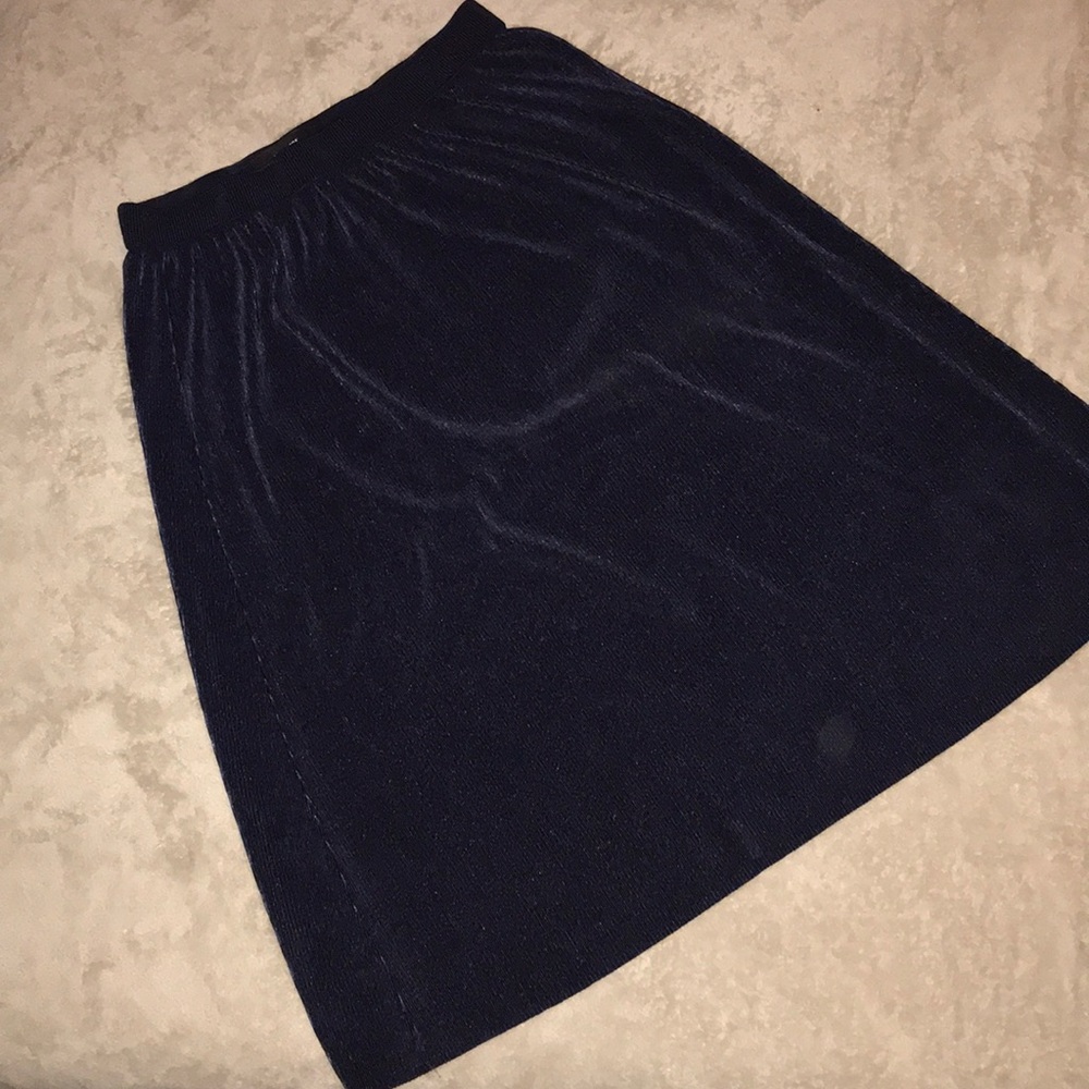 Navy below-the-knee skirt